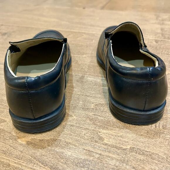 1901 Boy’s Dress Shoes Black Size 1 EUC - Picture 3 of 6